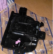 HYUNDAİ STAREX KAPI KOLU SÜRGÜLÜ İÇ SAĞ 2002 2008