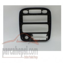 Hyundai Accent Teyp Çerçevesi (1995-2000) 84740-22001
